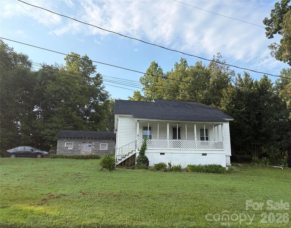 under 150000 housing Great Falls South Carolina