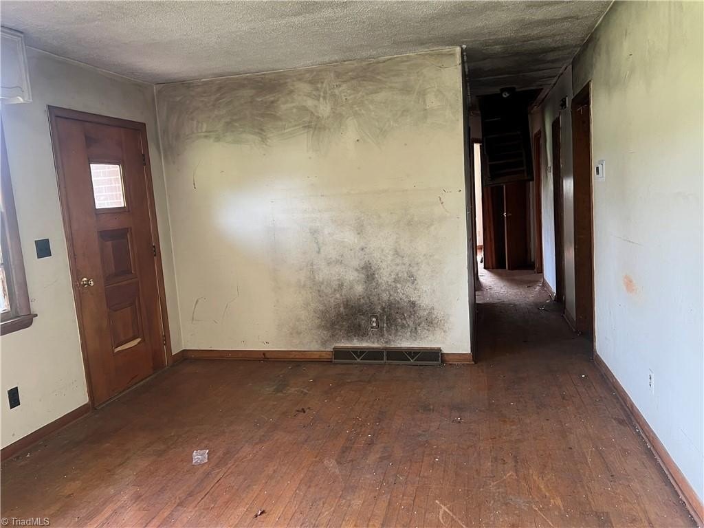 housing in Reidsville North Carolina under 150,000