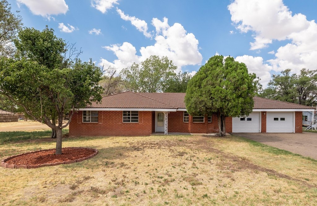 cheap housing under $150,000 Groom Texas