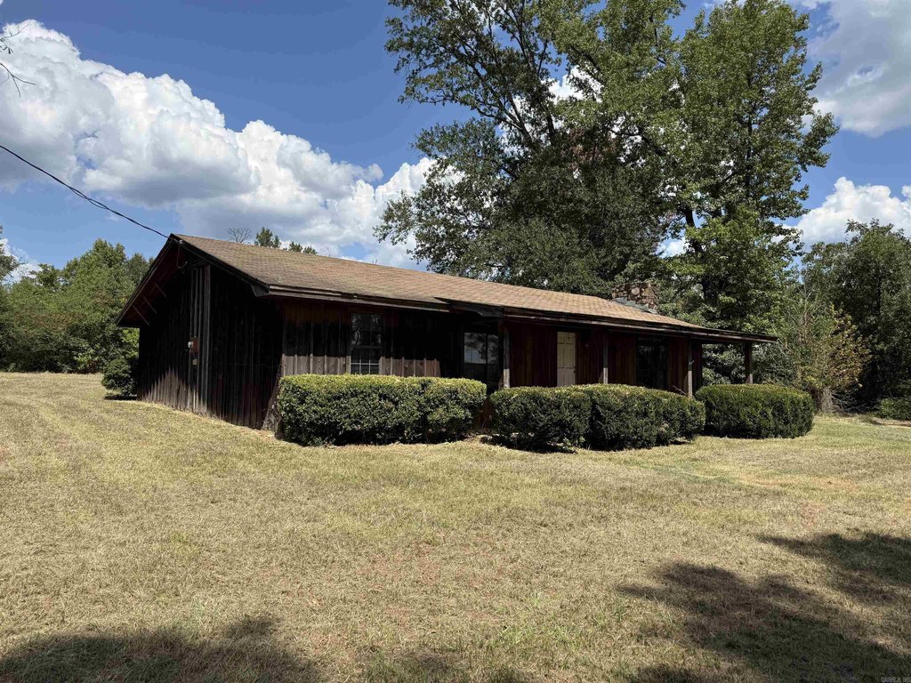under 150000 housing Warren Arkansas