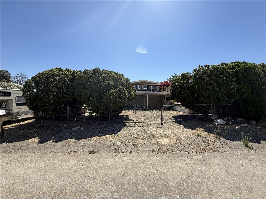 under 150K cheap property Weldon California