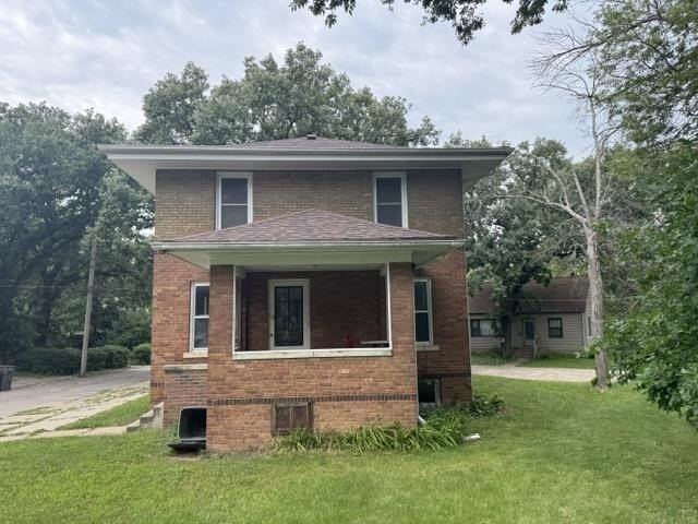 Mason City Iowa home under 150,000