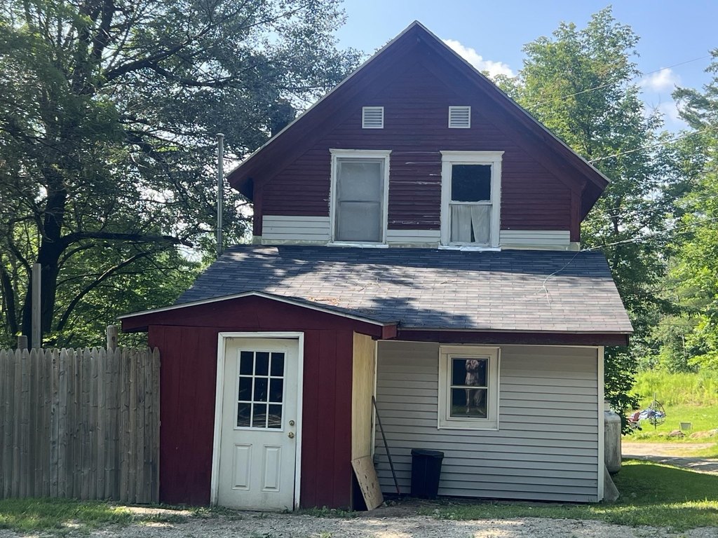 cheap housing under 150K Milan New Hampshire