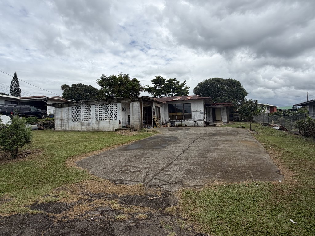 affordable house under 150K Pahala Hawaii
