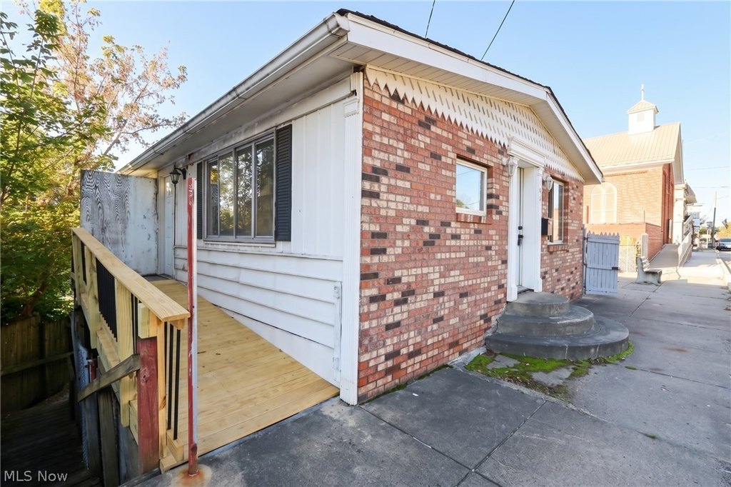 Flushing Ohio home under 150,000