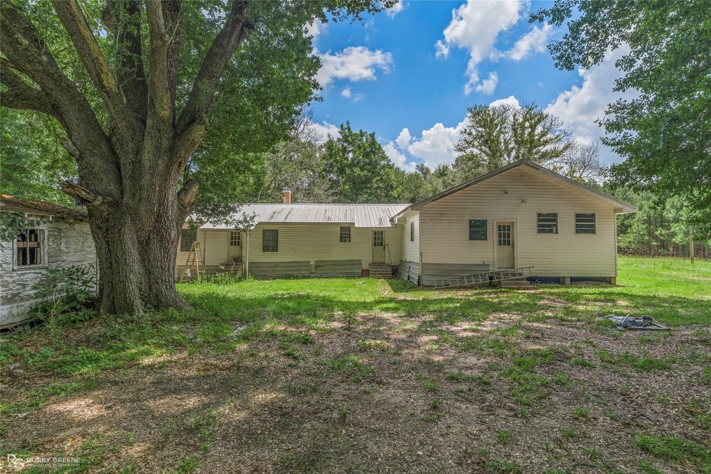 under 150K property in Coushatta Louisiana