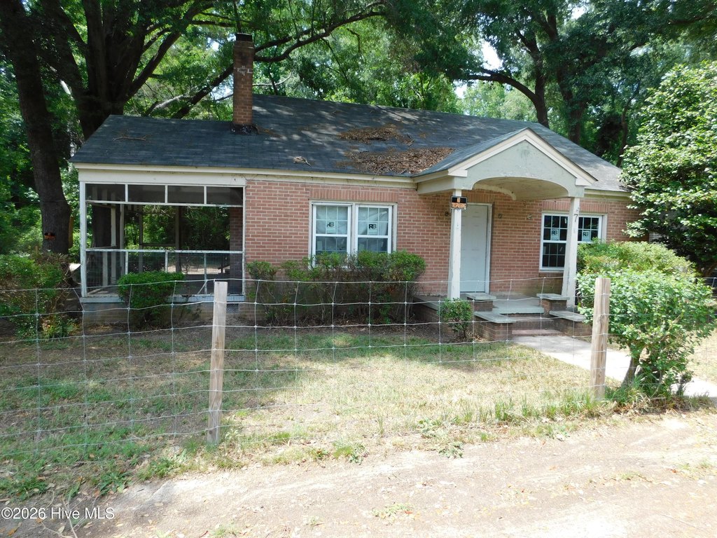 Laurinburg North Carolina under 150000 home