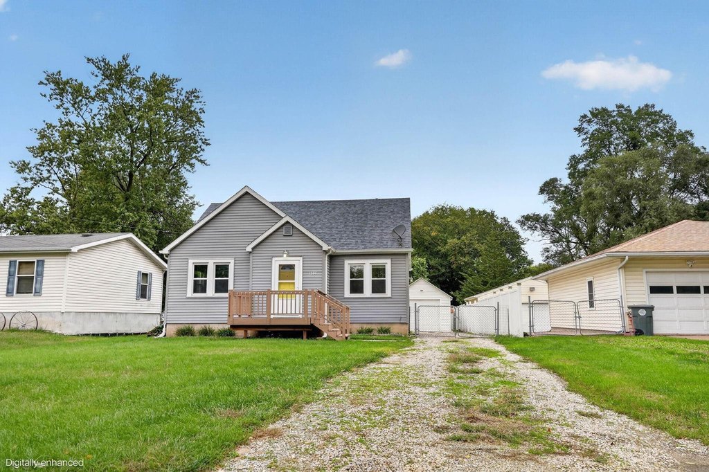 housing in Waterloo Iowa under 150,000