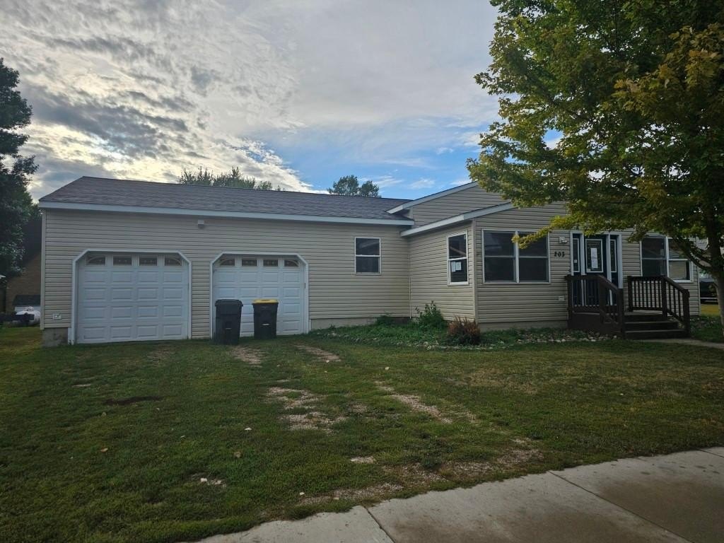 under $150,000 property in Milroy Minnesota