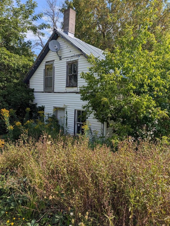 affordable house under 150K Franklin Vermont