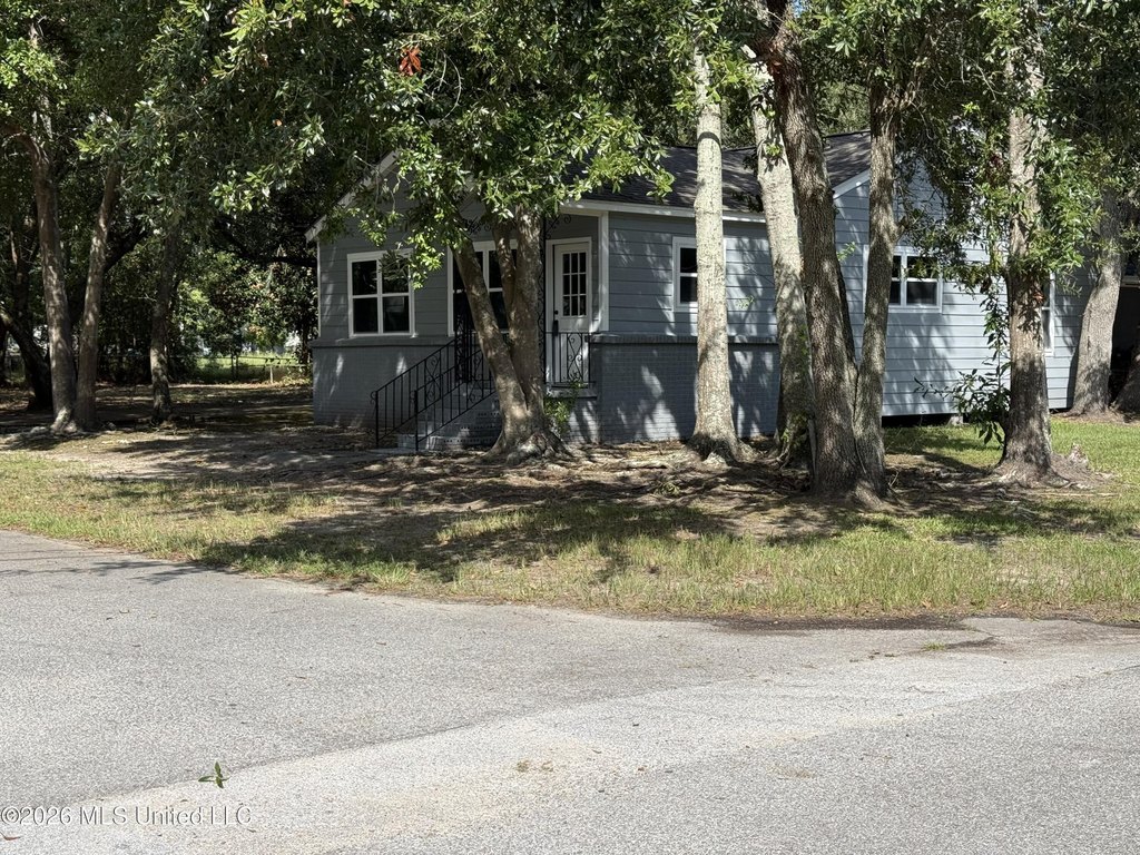 Pascagoula Mississippi housing under 150000