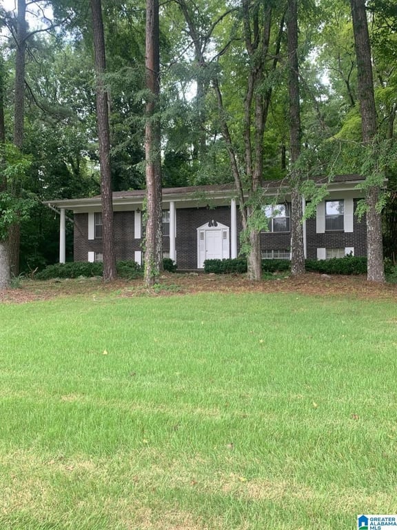 Adamsville Alabama housing under 150000