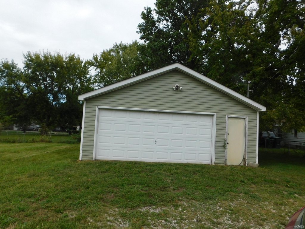under 150K property in Muncie Indiana