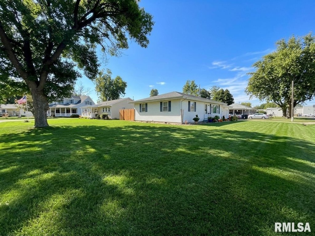 budget Taylorville Illinois home under 150,000