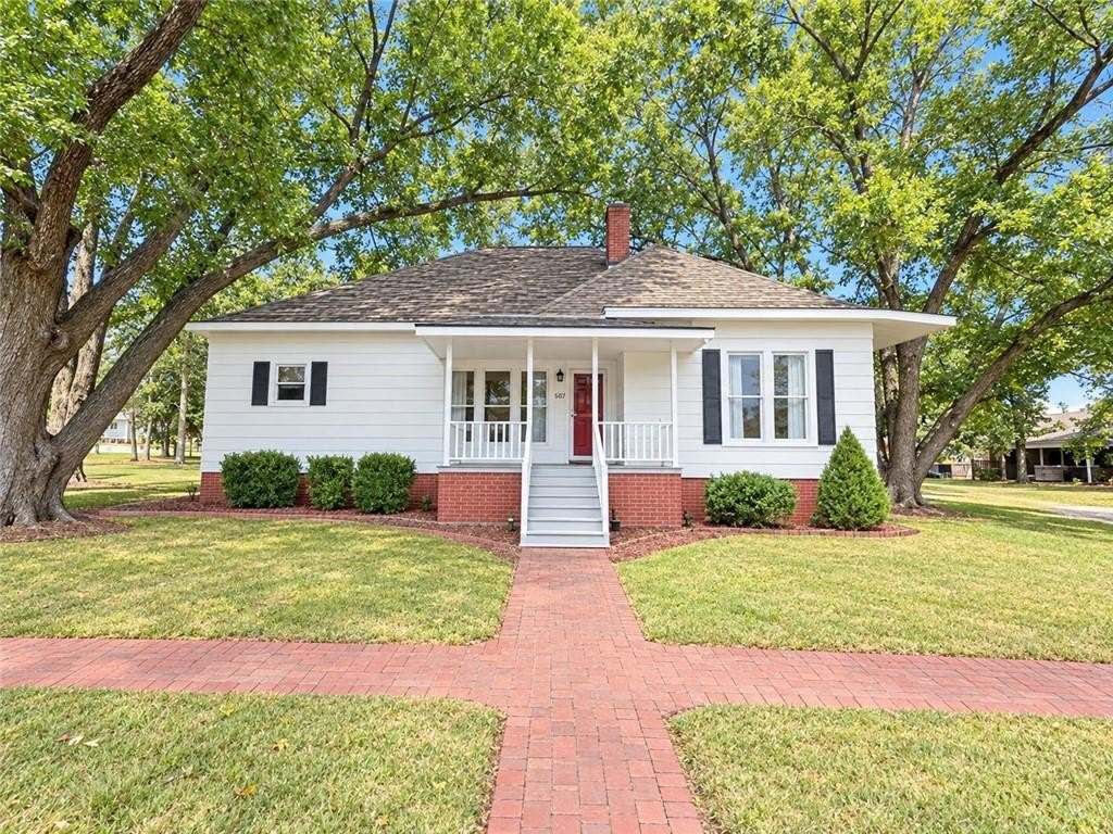 under $150,000 property in Cherryvale Kansas