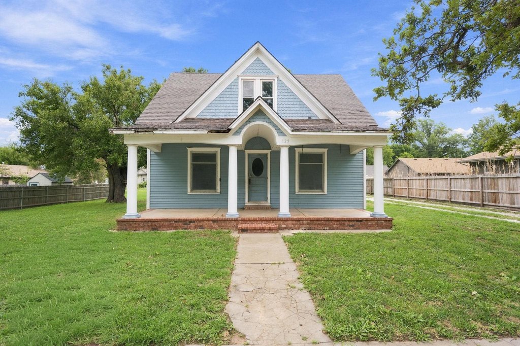 property under 150K in Conway Springs Kansas
