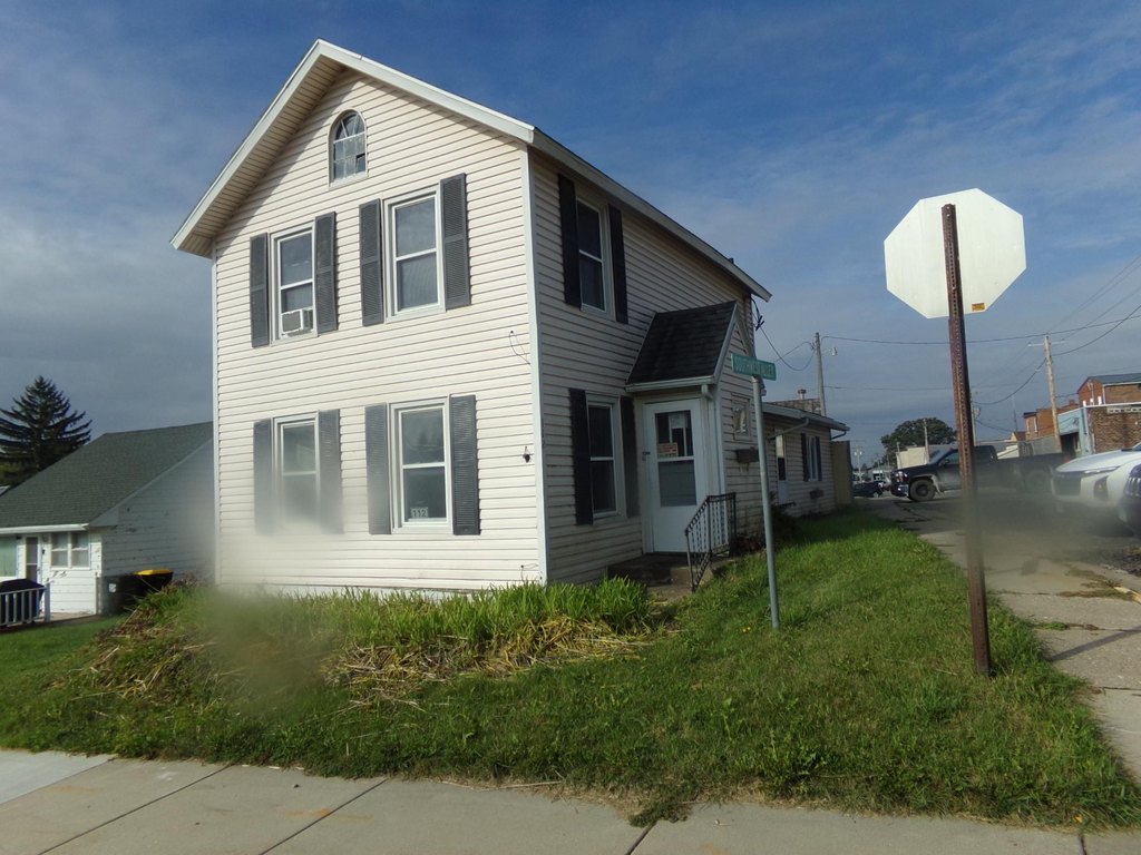 property under 150K in Spring Grove Minnesota