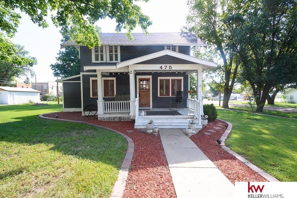 Nelson Nebraska under 150,000 home