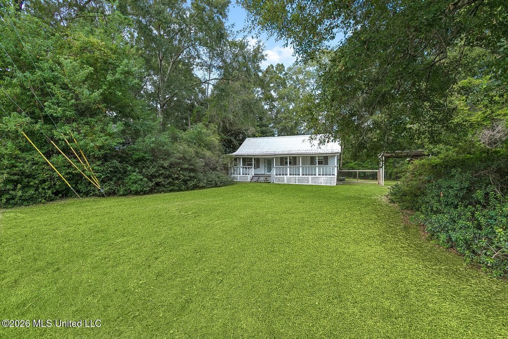 Carriere Mississippi home under 150,000