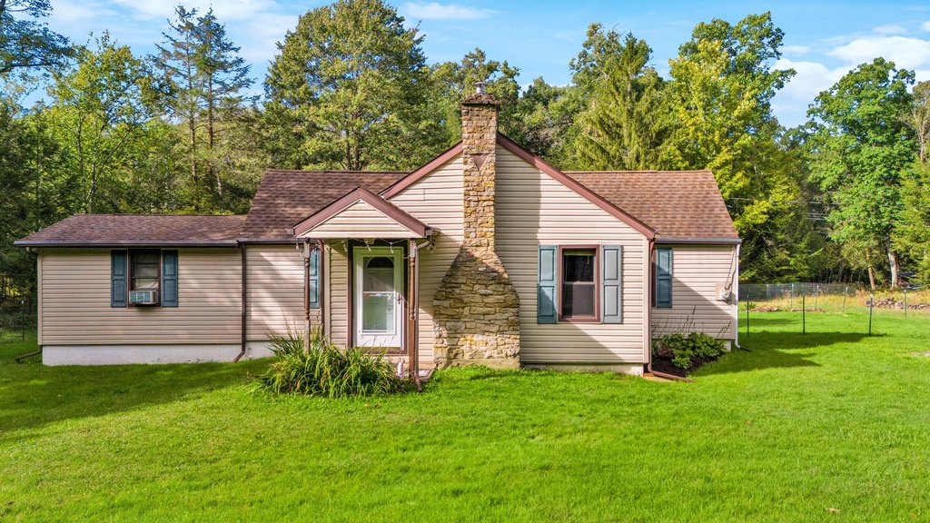 under $150,000 property in Sigel Pennsylvania