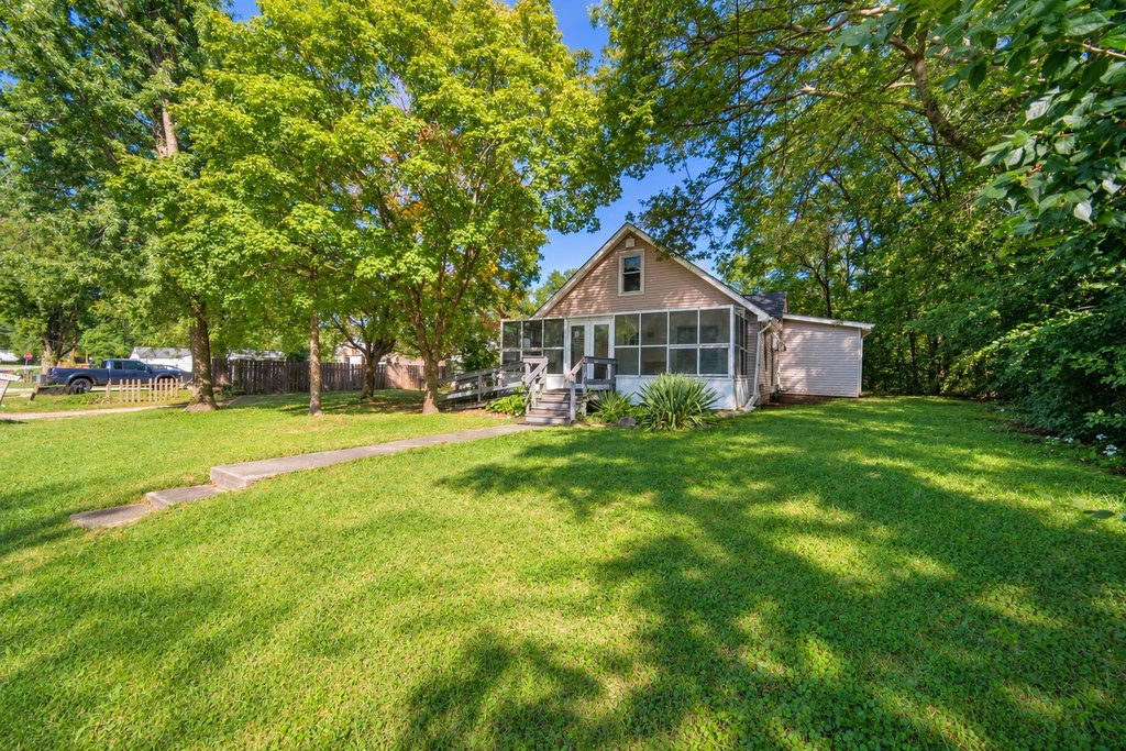 Ottawa Illinois housing under 150000
