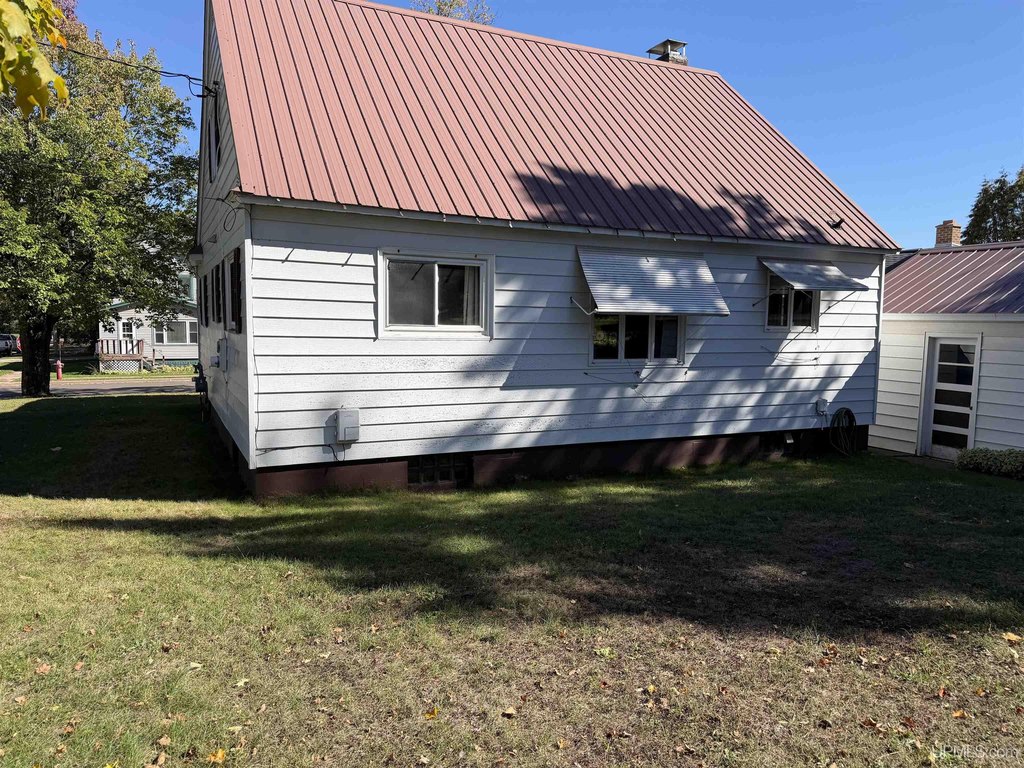 Hurley Wisconsin housing under 150000