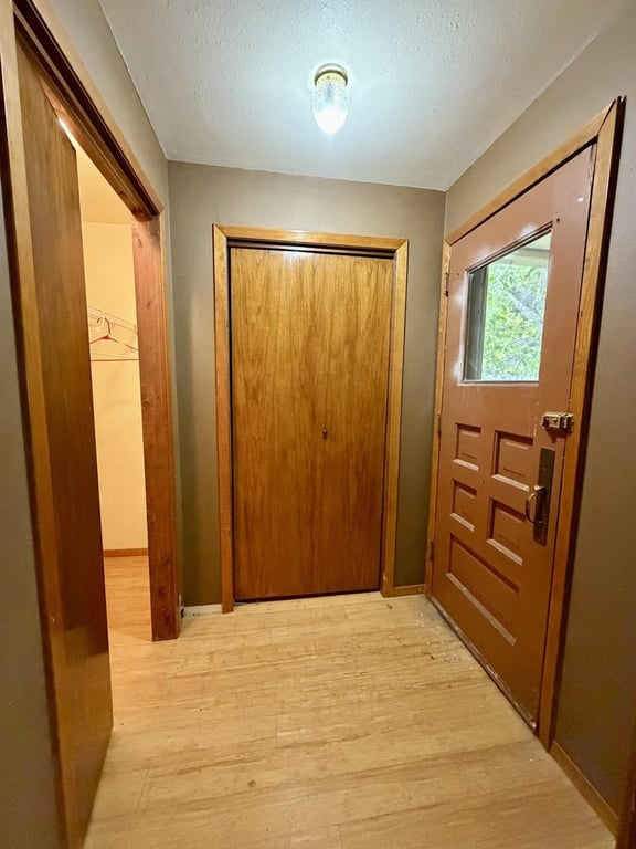 Britton South Dakota housing under 150,000