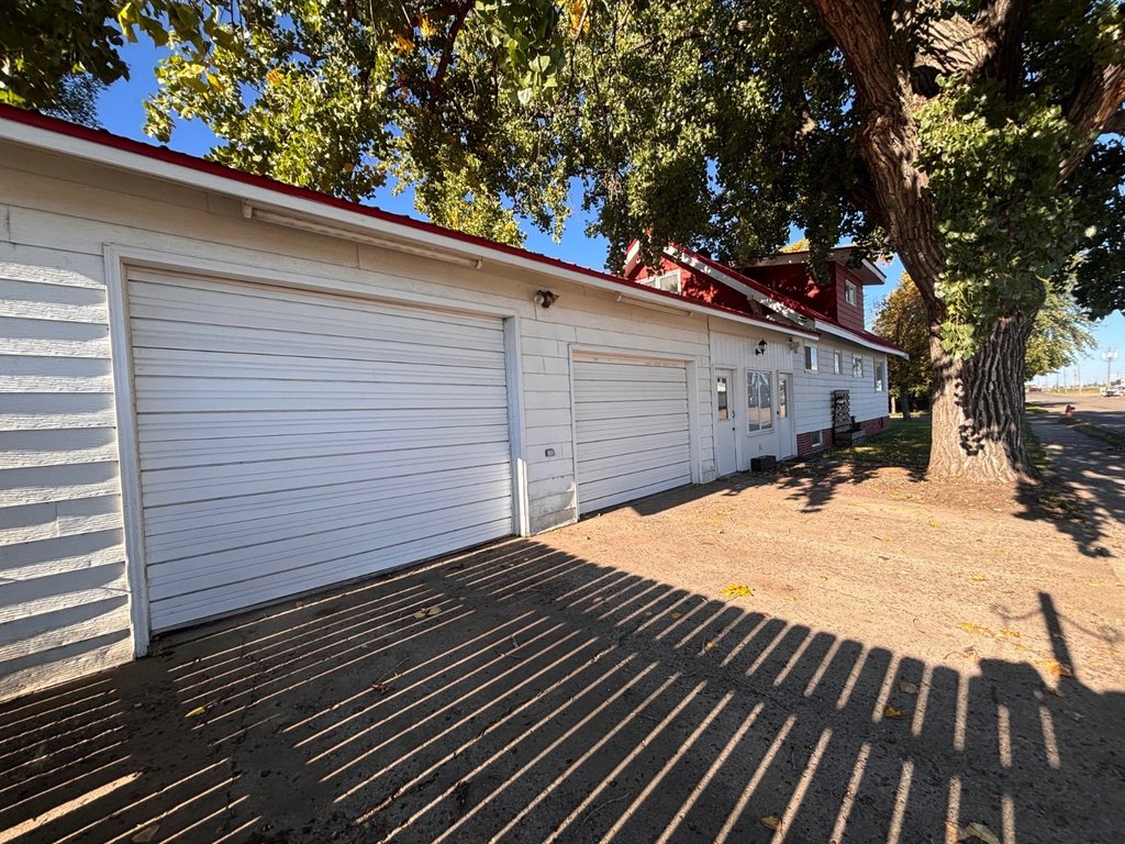 cheap housing under $150,000 Harvey North Dakota