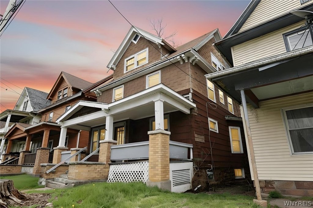 Niagara Falls New York home under 150,000