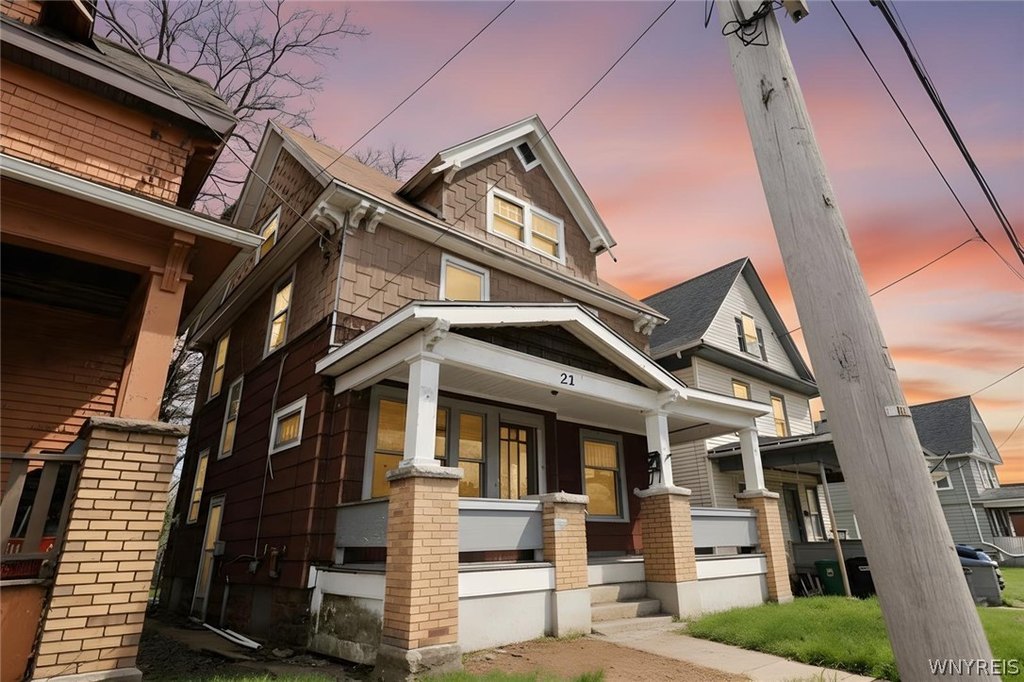 property under 150K in Niagara Falls New York