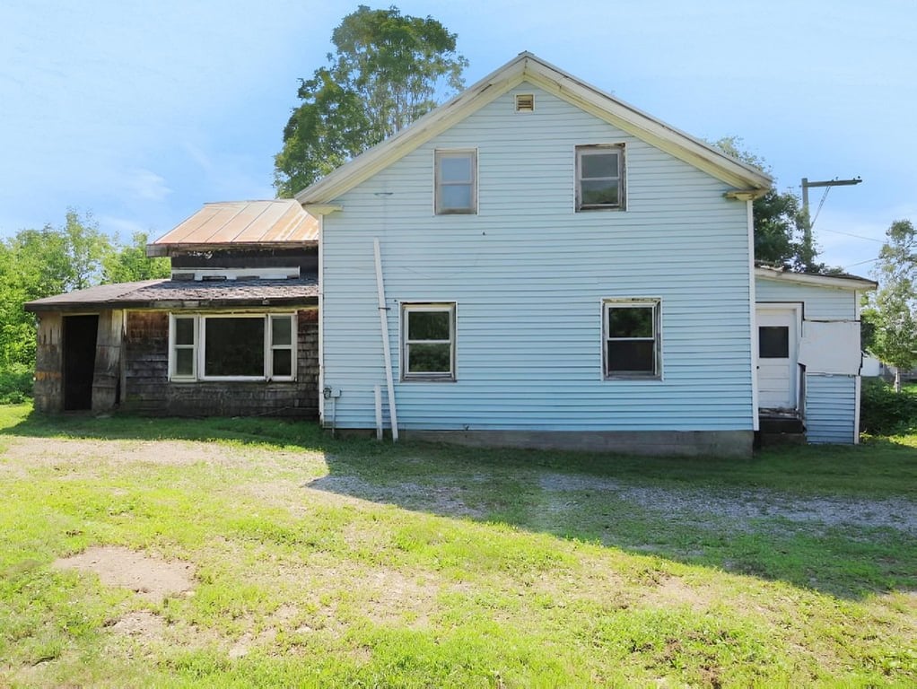 housing in Franklin Vermont under 150000