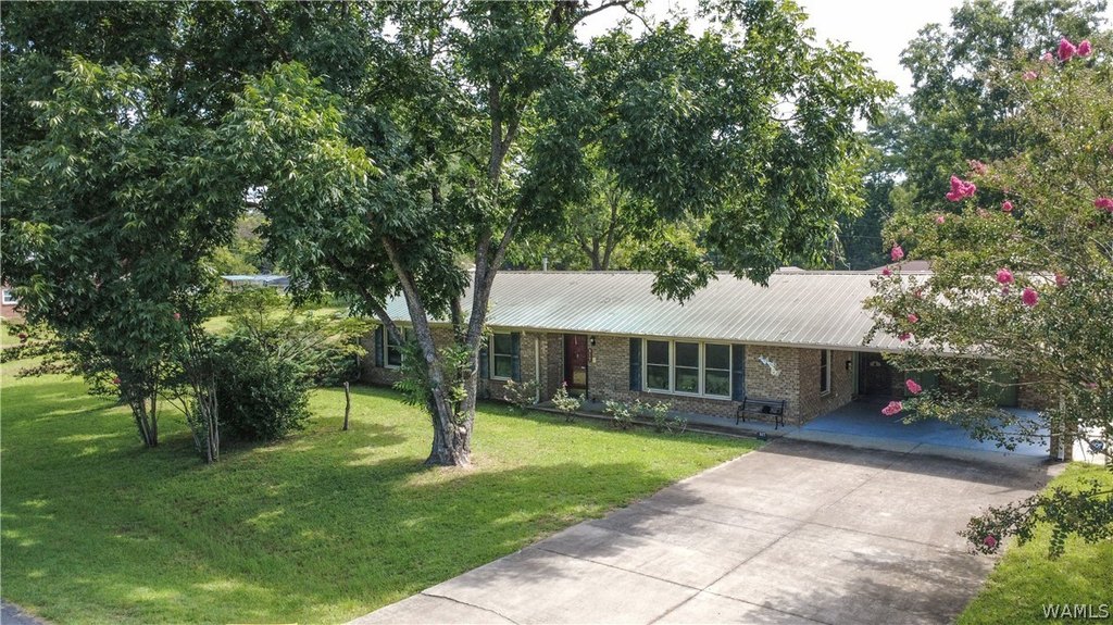 cheap housing under 150K Aliceville Alabama