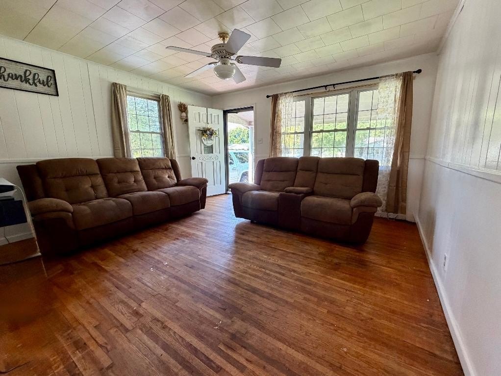 cheap housing under 150K Calhoun Falls South Carolina
