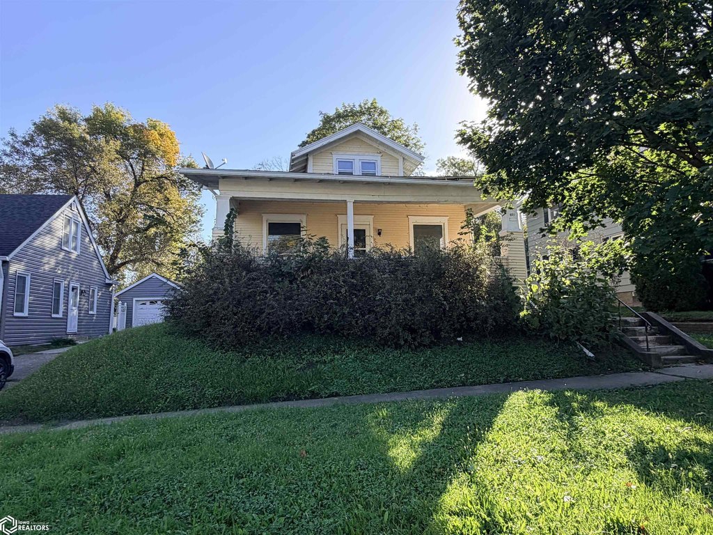 affordable house under 150K Fairfield Iowa
