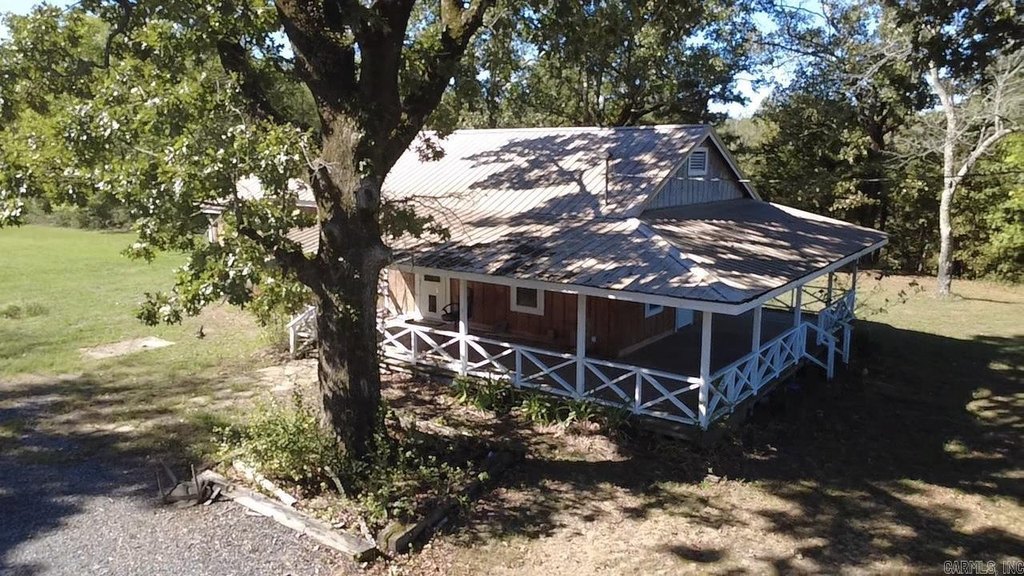 Mena Arkansas under 150,000 home