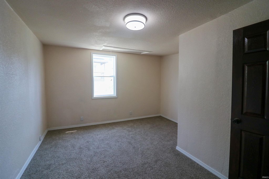 cheap housing under 150K Portland Indiana