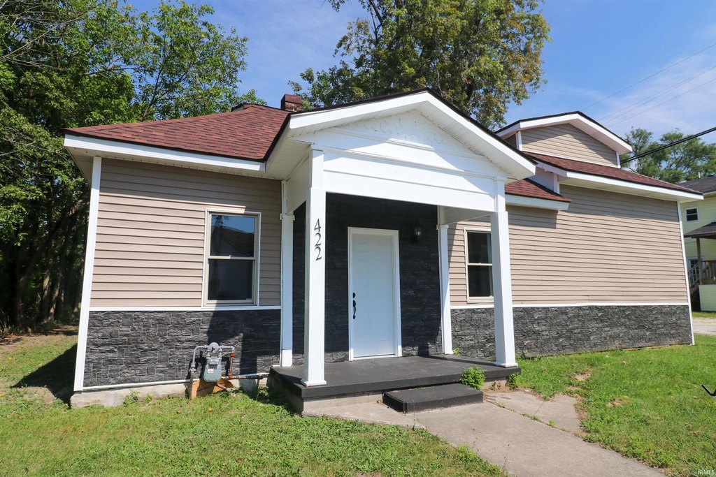 budget Portland Indiana home under 150,000
