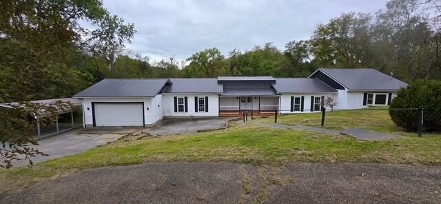 Follansbee West Virginia housing under 150000