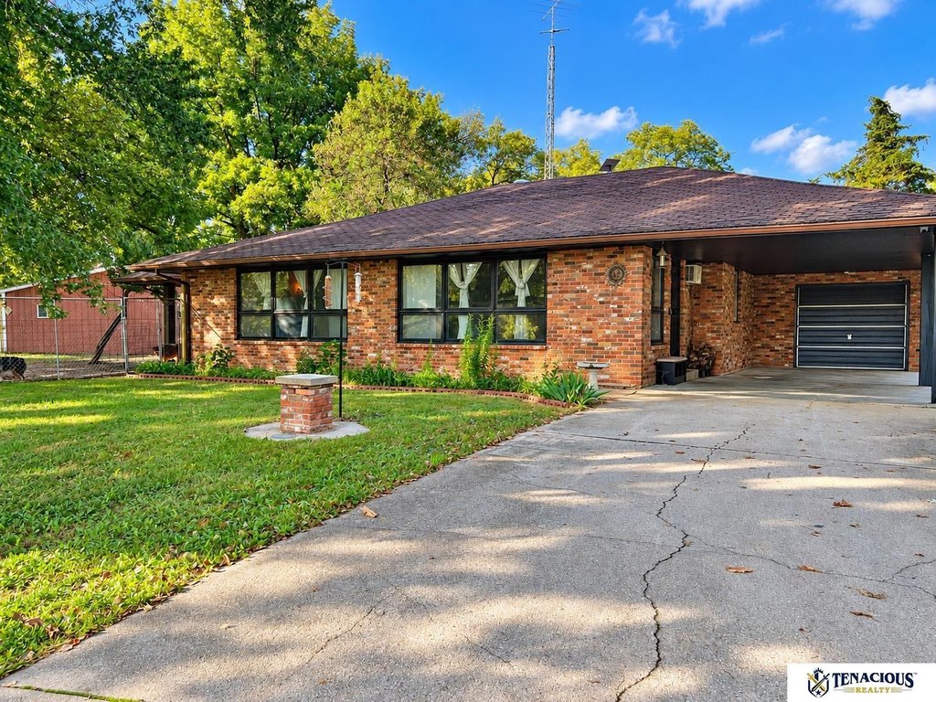 under 150,000 home budget Alexandria Nebraska