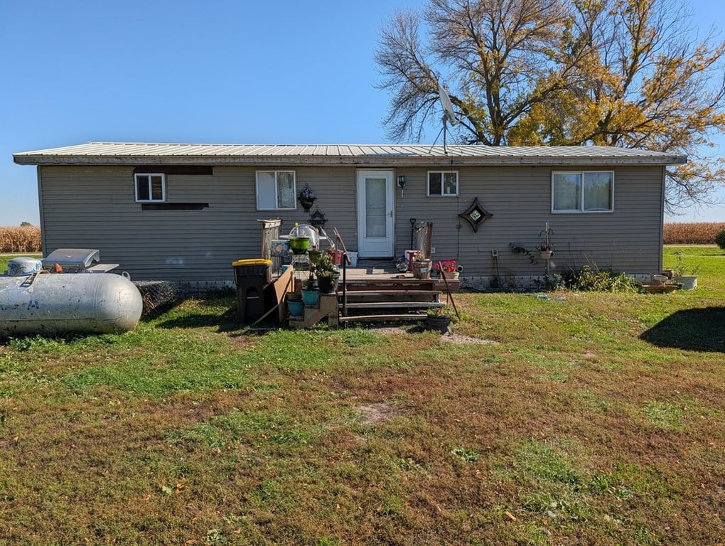 Wells Minnesota housing under 150000