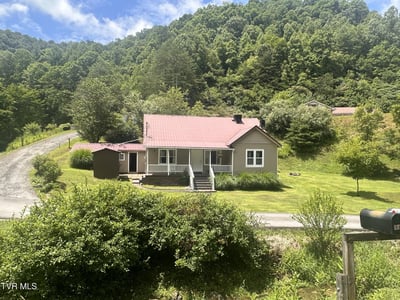 under 150000 housing Grundy Virginia