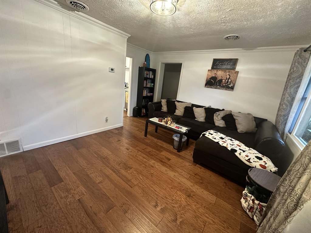 property under $150,000 in Great Bend Kansas
