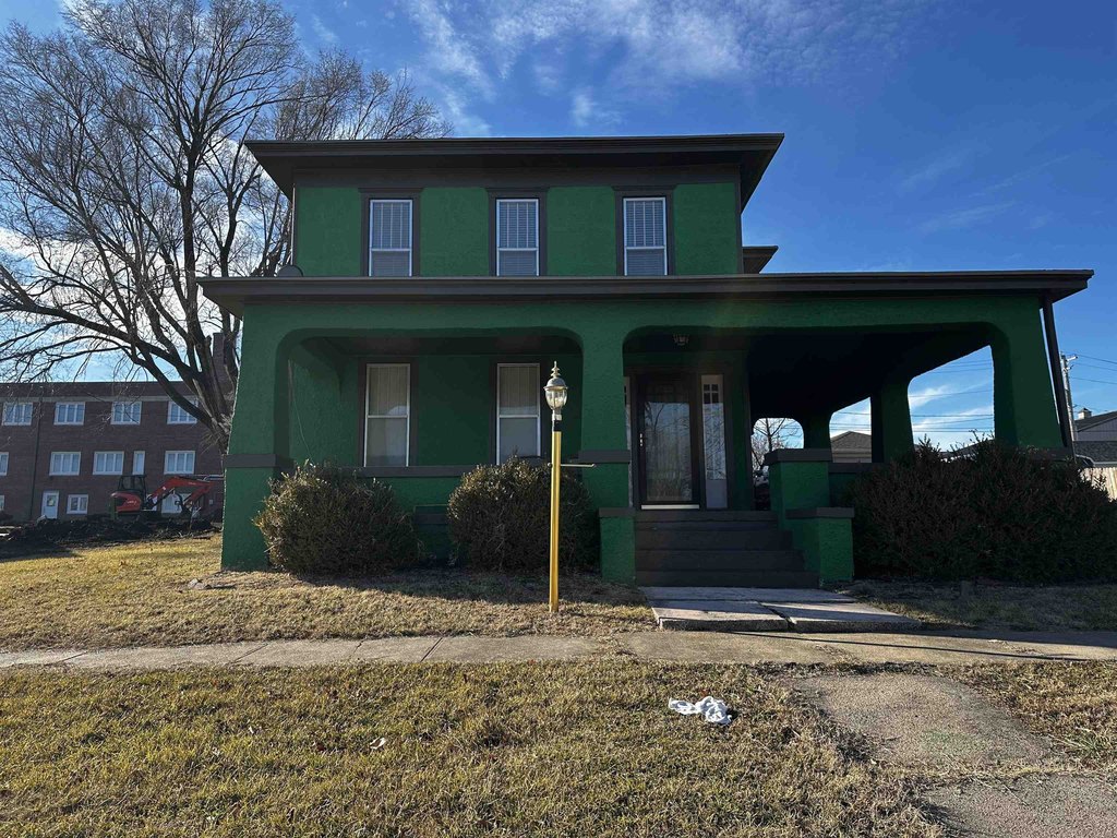 budget Falls City Nebraska home under 150000