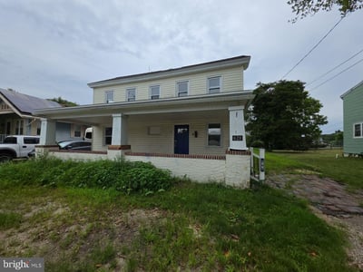 Leesburg New Jersey home under 150,000