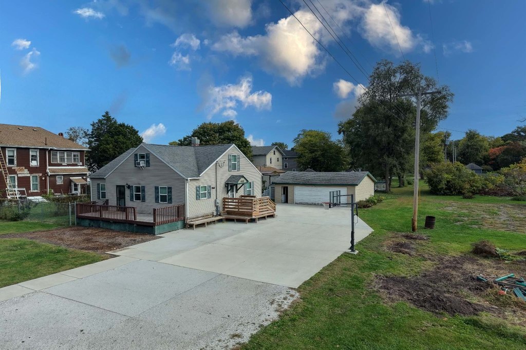 Sheldon house under 150K Illinois