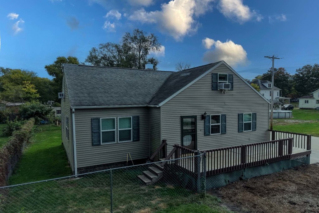 Sheldon Illinois housing under 150,000