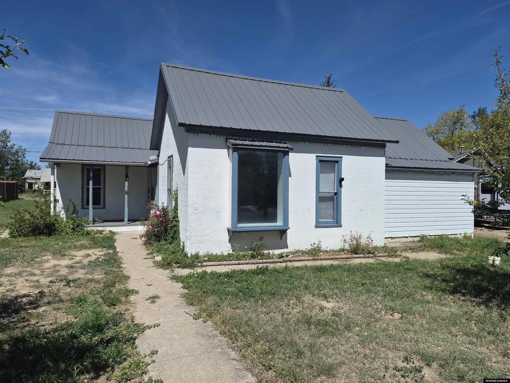 Wheatland Wyoming home under 150,000