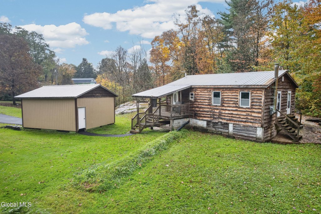 under $150,000 property in Fort Plain New York