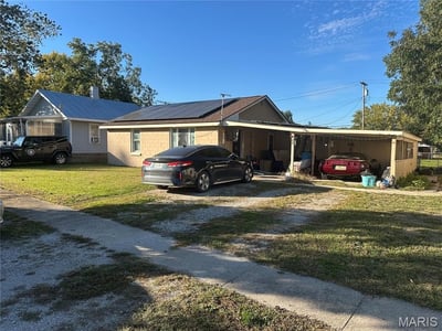 Canton Missouri home under 150,000