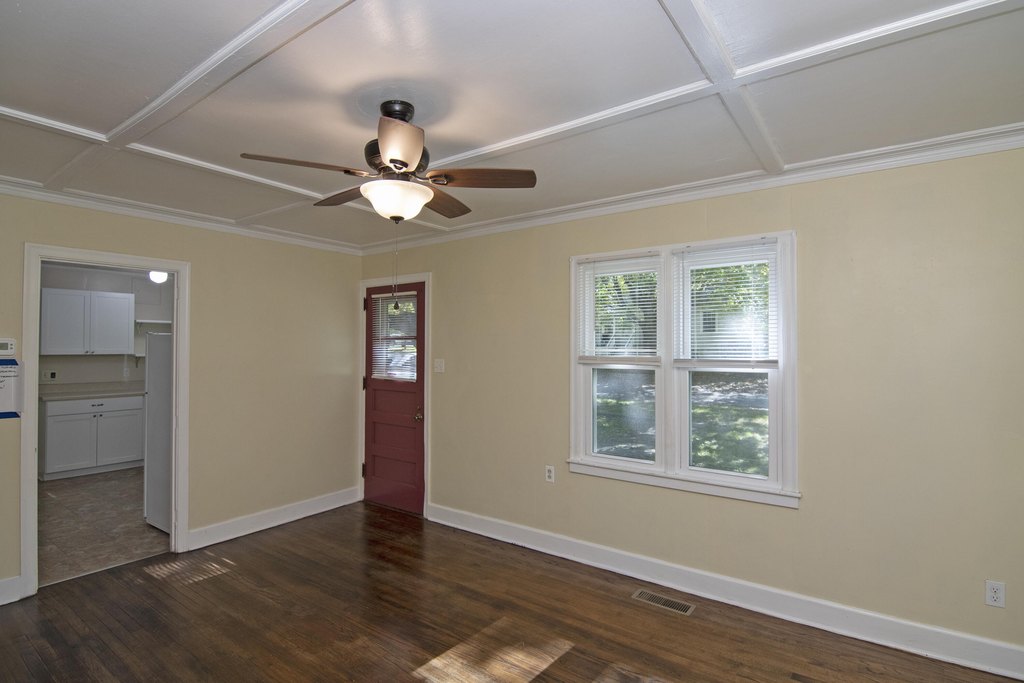 affordable house under 150K in Lewisburg West Virginia